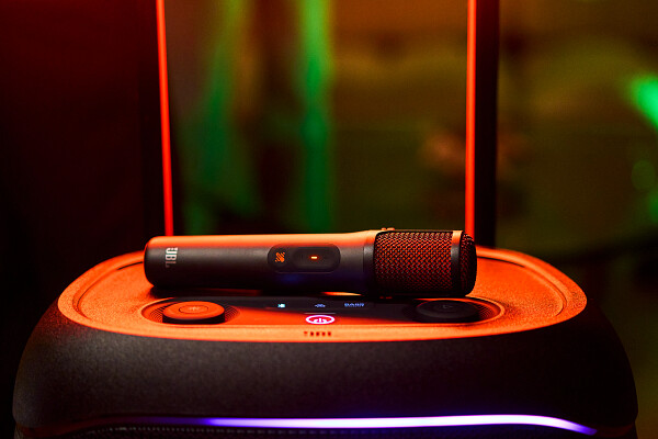 JBL Xtreme 5 JBL Go 5 JBL Easysing mit KI