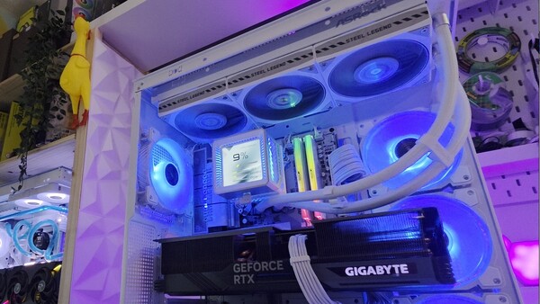 ASRock Steel Legend 360 LCD