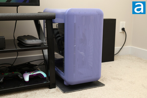 Hyte X50 Case