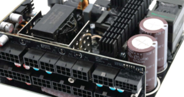 Thermaltake Toughpower PT 1200W ATX 31 PSU