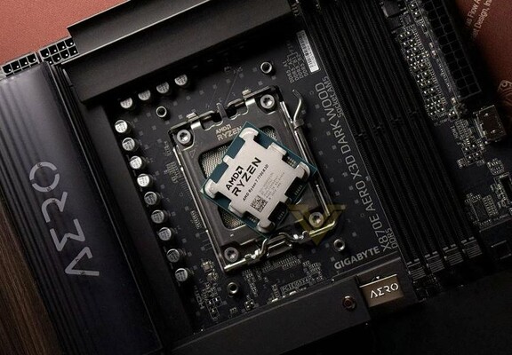 AMD Ryzen 7 7700X3D