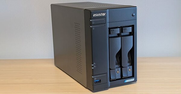 Asustor AS6702T v2