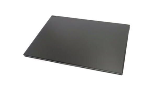 XMG Apex 17 M25