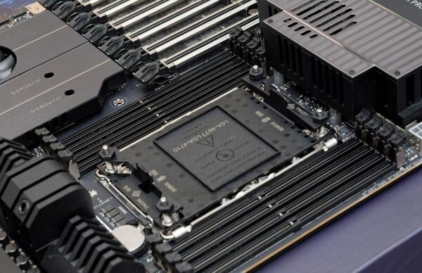 Intel Xeon 658X
